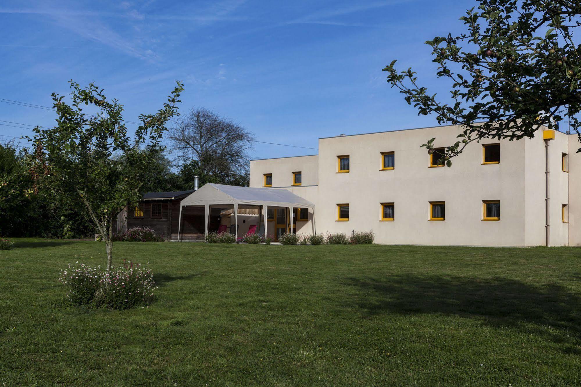 B&B Hotel Angers Parc Expos Verrieres-en-Anjou Bagian luar foto